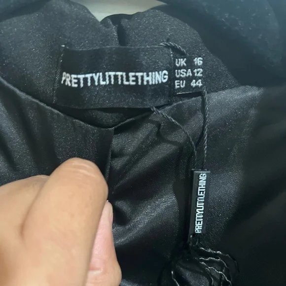 Pretty little things black blazer size 12 - Picture 4 of 4